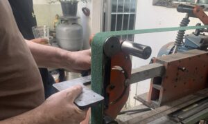 como afiar uma faca artesanal